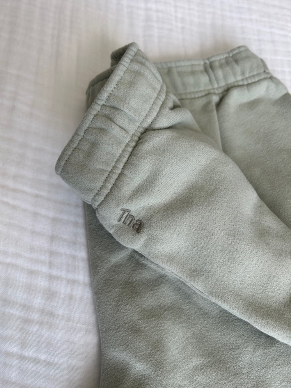 Aritzia TNA Cozy Fleece MEGA - Picture 3 of 5